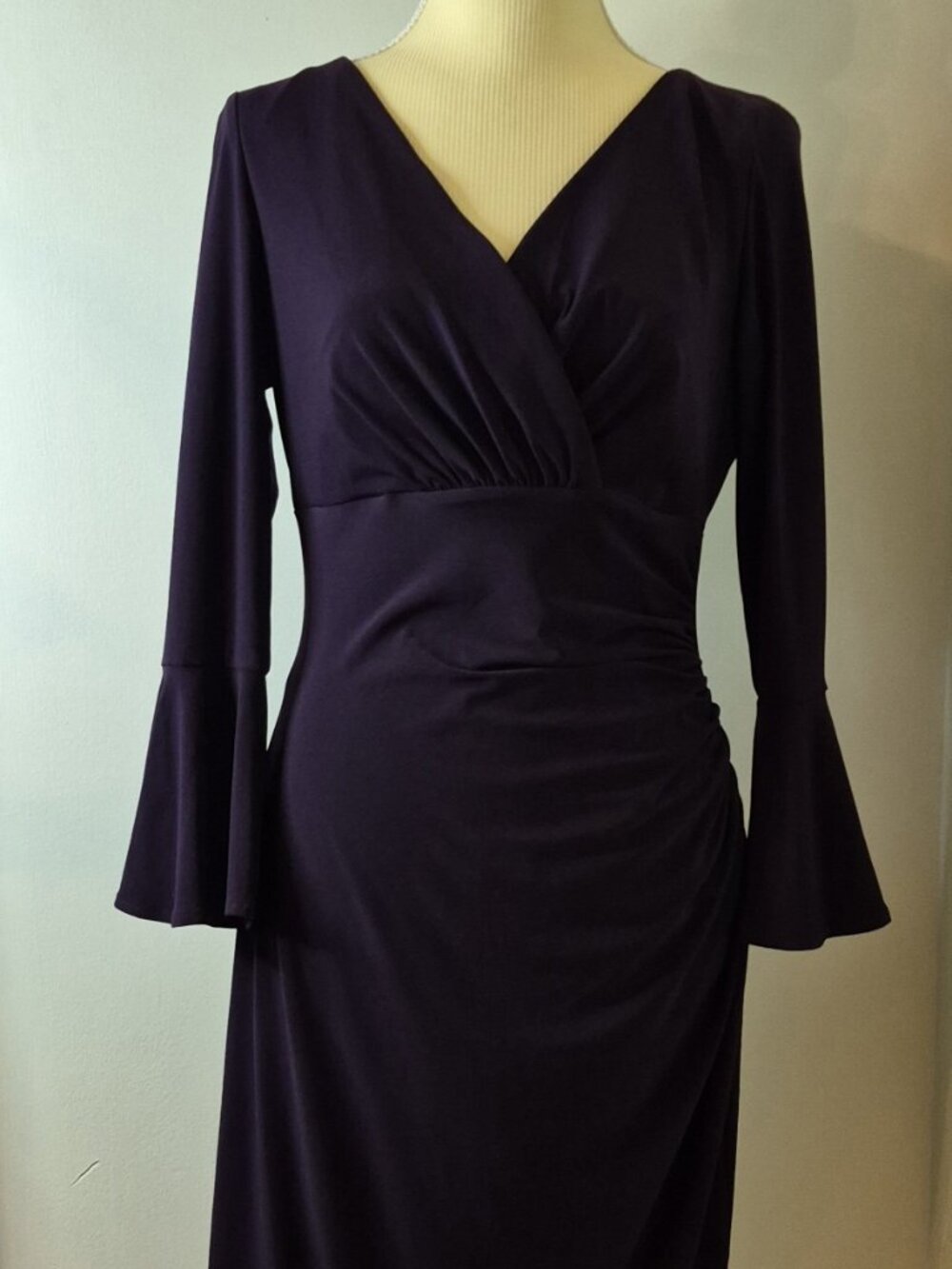 Anne Klein 6 Purple Faux-Wrap Sheath Dress Bell Sleeve Ruched Waist Elegant Dark